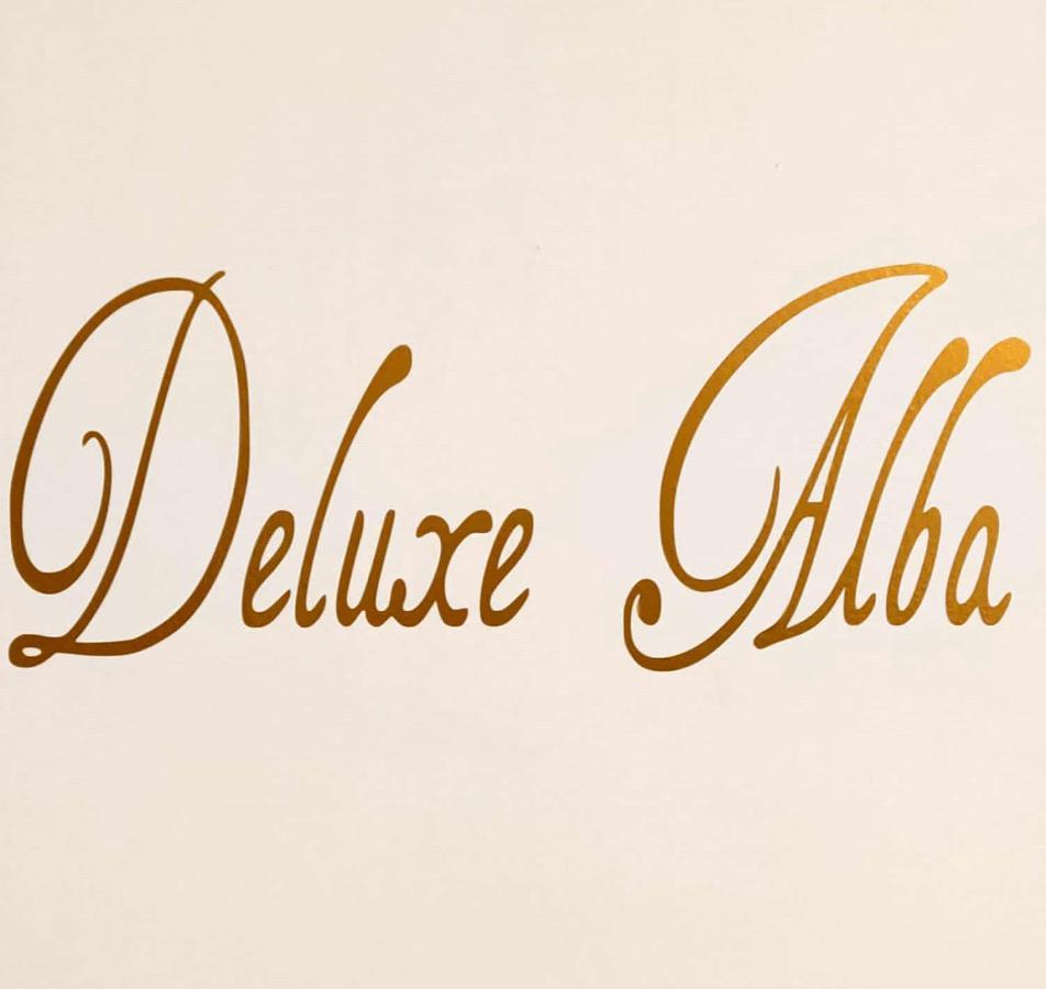 Deluxe Alba *